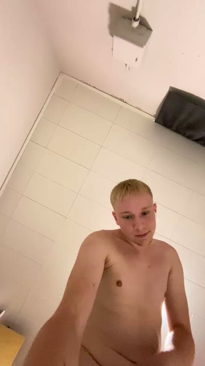 18ytwink live from Sweden