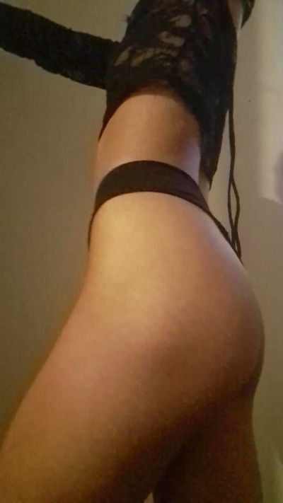 Adri_luxuria live from Chile