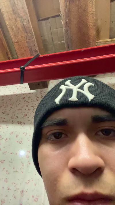 Alex_00623 live from Argentina