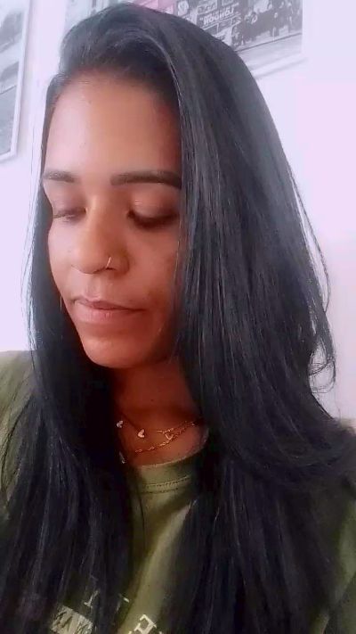 Andyy23_ live from Brazil