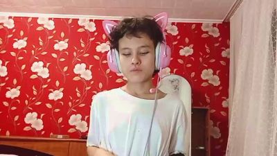 AnnetteGrove live from Taiwan