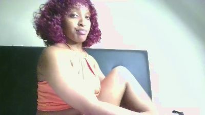 Aura_ilana live from Kenya