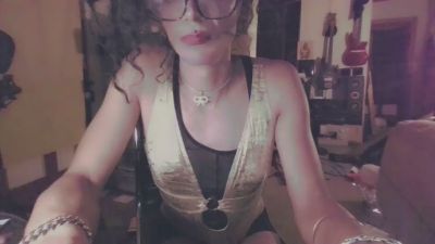 Belleofthebrawl live from United States