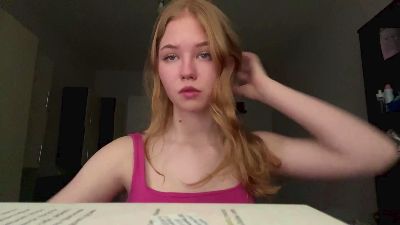 BritniUnrau live from Poland