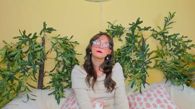 CharleenCalder live from United States