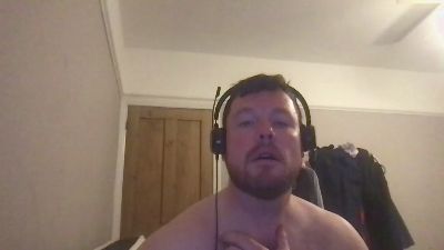 Conrad1982 live from United Kingdom