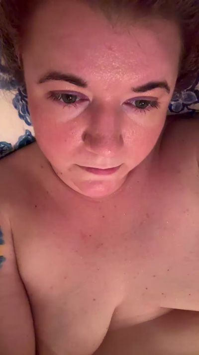 CrystalRivers33 live from United States