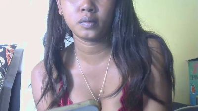 Crystal_bella live from France