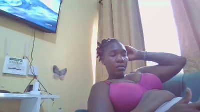 Curvydena live from Kenya