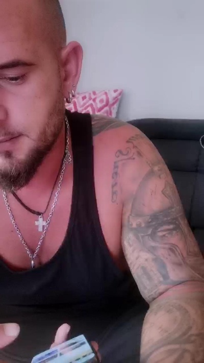 Dani4490 live from Germany