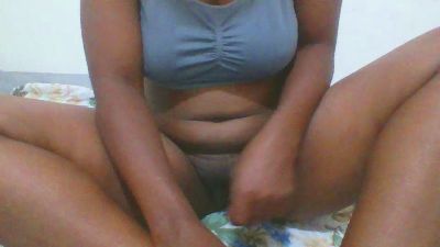Ebonyjuice20 live from United States