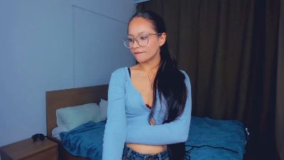 FloriaShortt live from United States