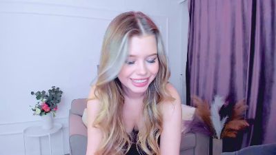 GlamorousGirll live from Serbia