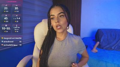 Hailey_Brie live from Colombia