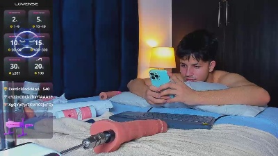 Issac_james live from Colombia