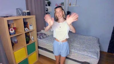 JayneFurness live from United Kingdom