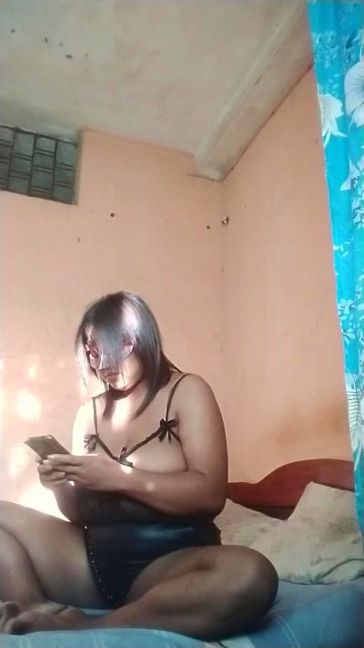 Jennia234 live from Madagascar