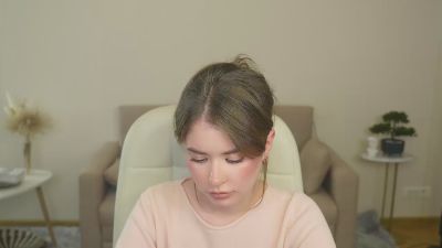 JudyLesmeister live from Romania