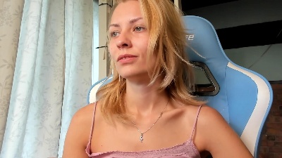 Karoline121 live from Georgia
