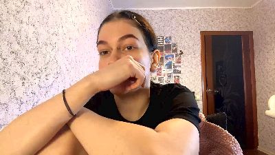 KassieElkayam live from United States