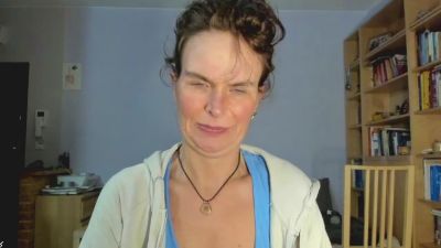 Kathysky4 live from United Kingdom