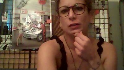 LelahAime live from France