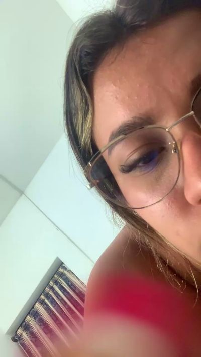 Liahot69 live from Colombia