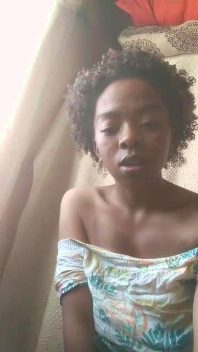 Lilly_cruz live from Madagascar