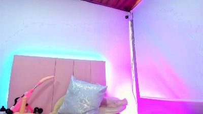 Melani_xc live from United States