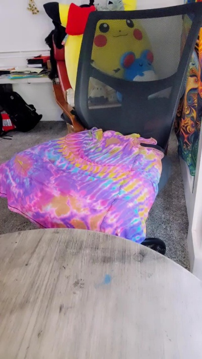 MindsEye222 live from United States