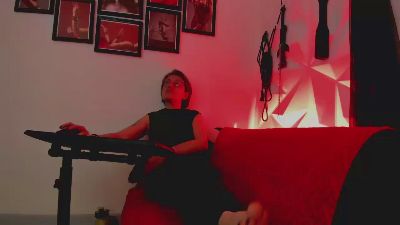 MistressNyx_cg live from United States