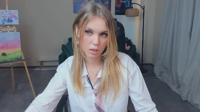 MitsueVirula live from France