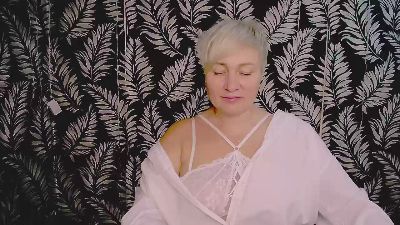OliviaOskar live from Switzerland