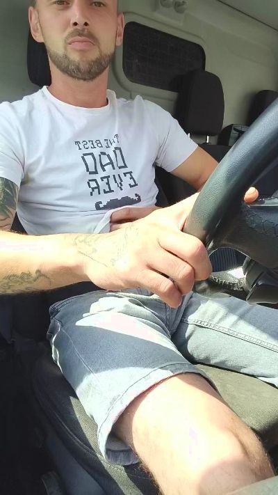 Papychulo90 live from Romania