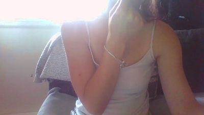 PrettyMissLexi live from United Kingdom