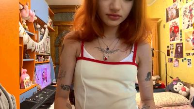 RED_RED_HEART live from Poland