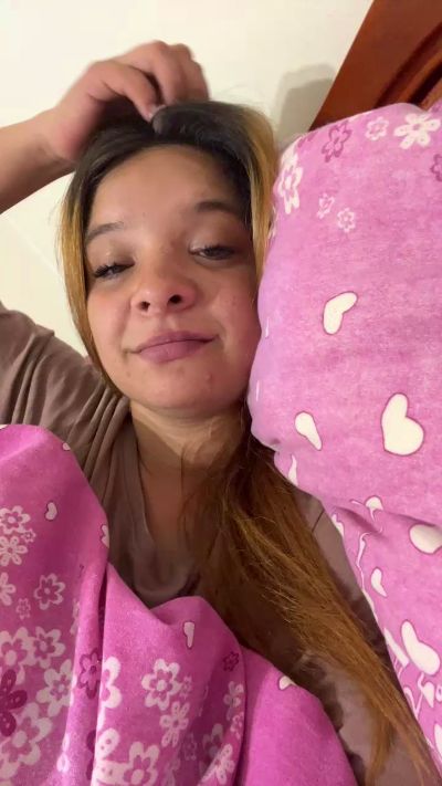 Sexylady234 live from Canada