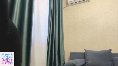 ShaniMonckton live from France