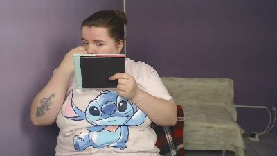 Shy_bb live from United Kingdom