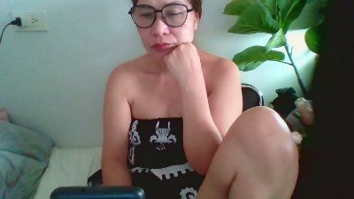 Sweetasian74 live from Philippines
