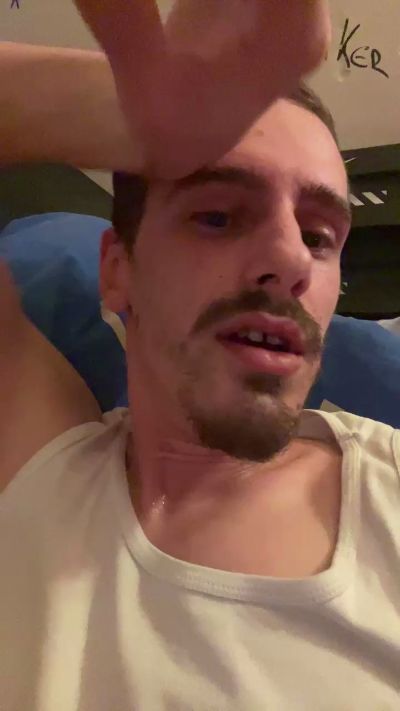 Theo95_ live from France