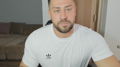 Trent4You live from Greece