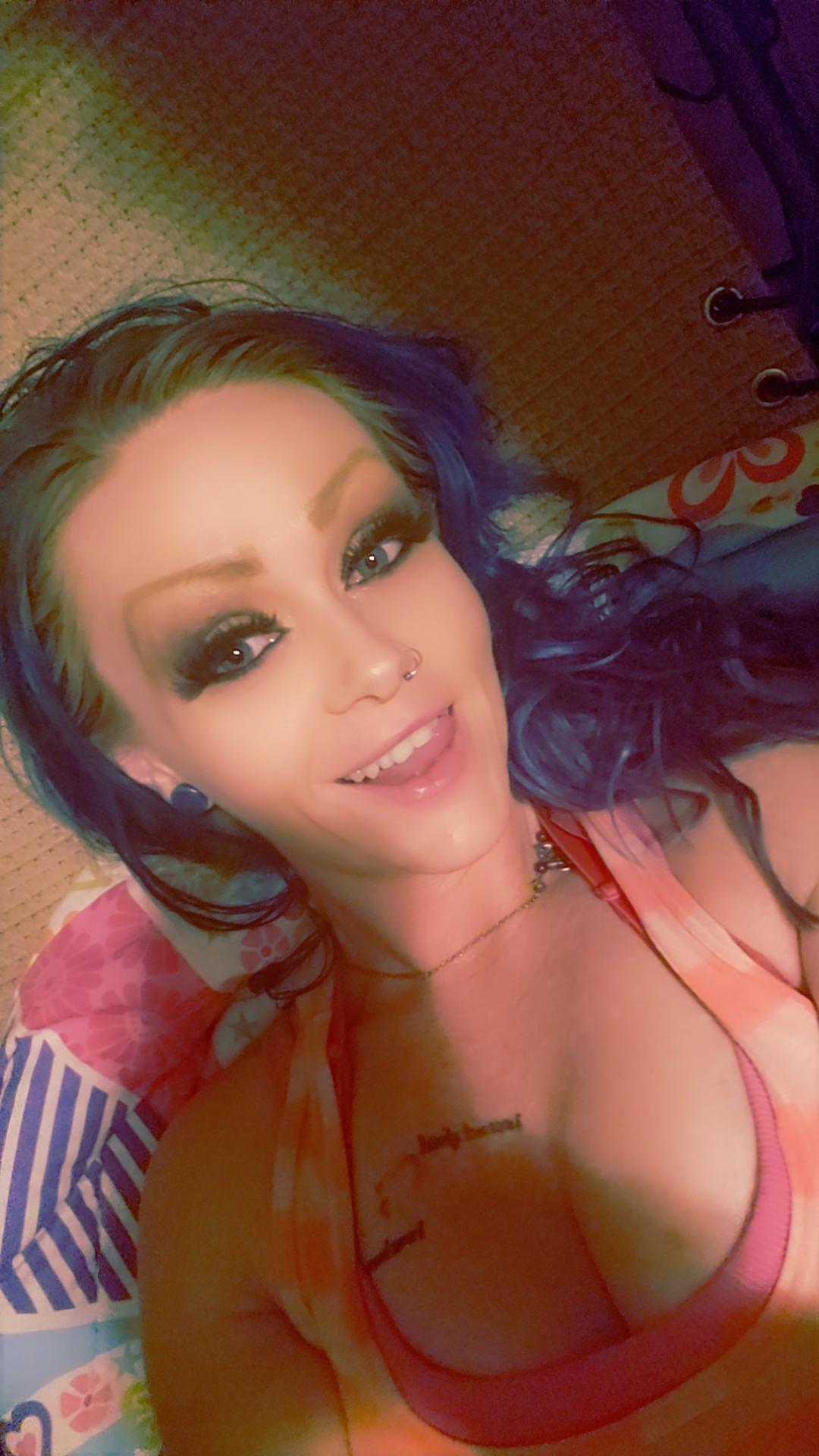 XxMoon_MagikxX Profile Image