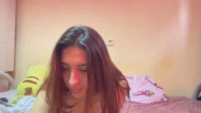 ZellaGamble live from United Kingdom