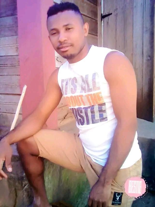 aristide6 live from Madagascar