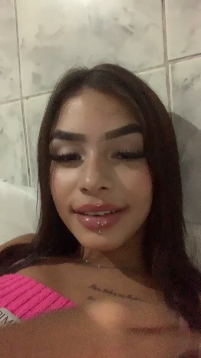 babydoll203 live from Brazil