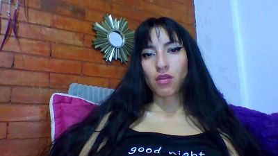 daniela_mis live from Colombia
