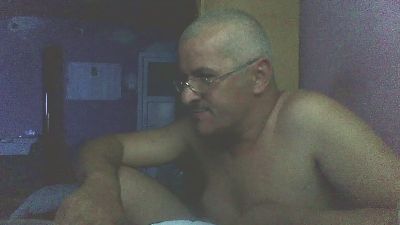 dickhead_hot live from Romania
