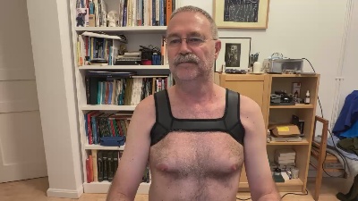 hairystd live from Spain