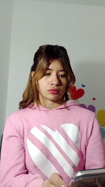 salmavera_hot live from Italy